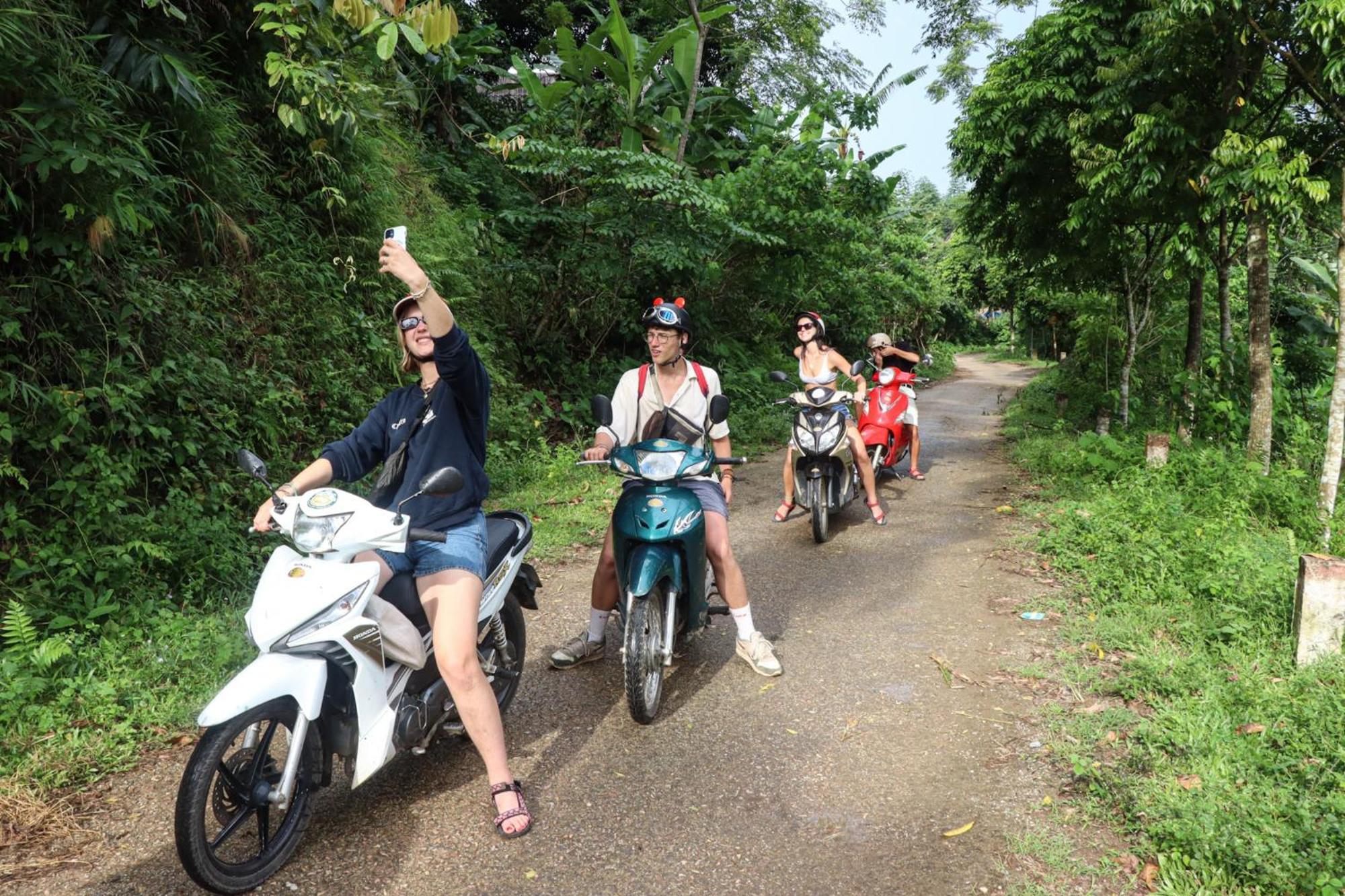 Nha Tan - Mai Chau Homestay And Tours Zewnętrze zdjęcie
